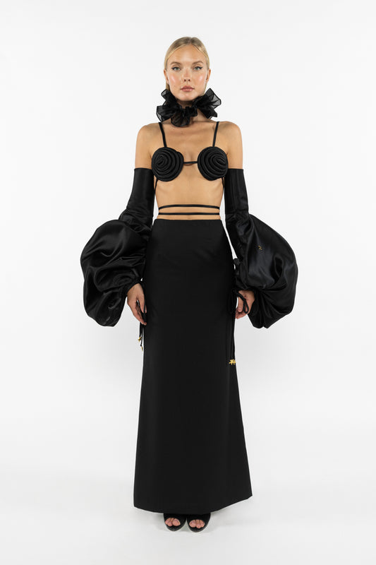 Black skirt. ONORI